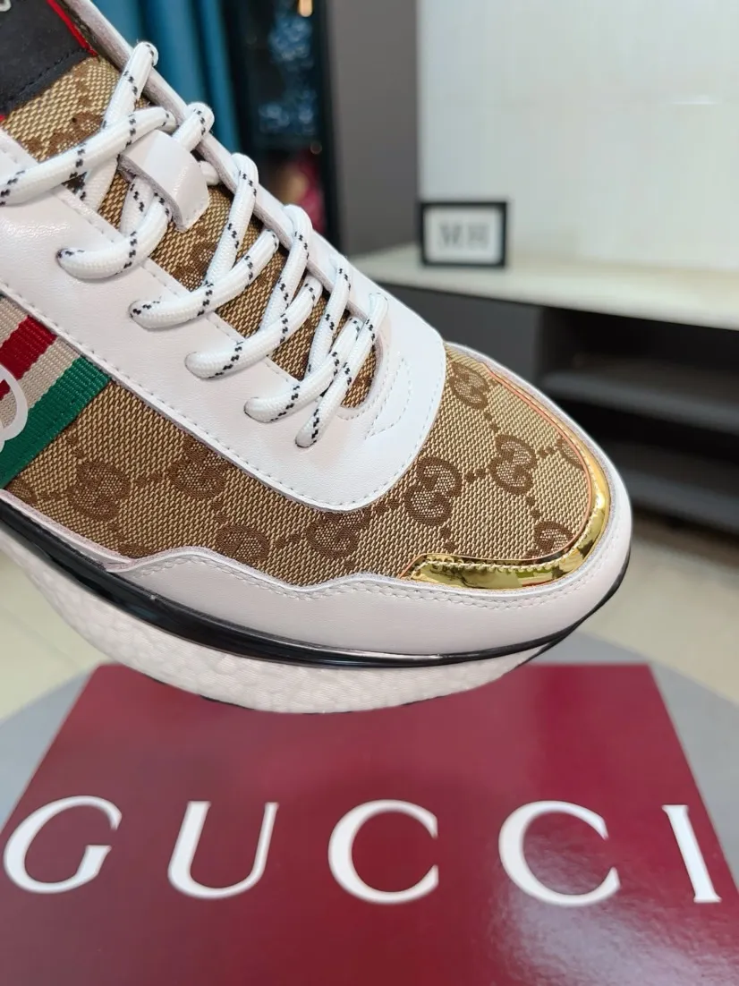 Men's shoes 💰458🌹🌹GUCCI [Gucci] New high-end brand of men's shoes, the latest fashionable casual men's shoes, trendy and versatile, relaxed and sporty style, uppers imported from Italy, first-layer cowhide, genuine leather lining, and ultra-fine workmanship. Original personalized fashionable rubber wear-resistant outsole, light and comfortable on the foot, size 38-44
